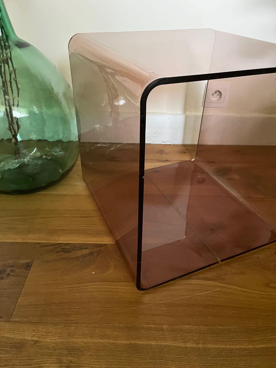 Vintage smoked plexiglass cube by Miche Dumas for Roche Bobois 70s.