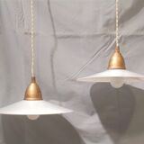 Opaline suspensions