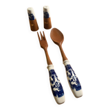 Vintage salad servers with cutlery set