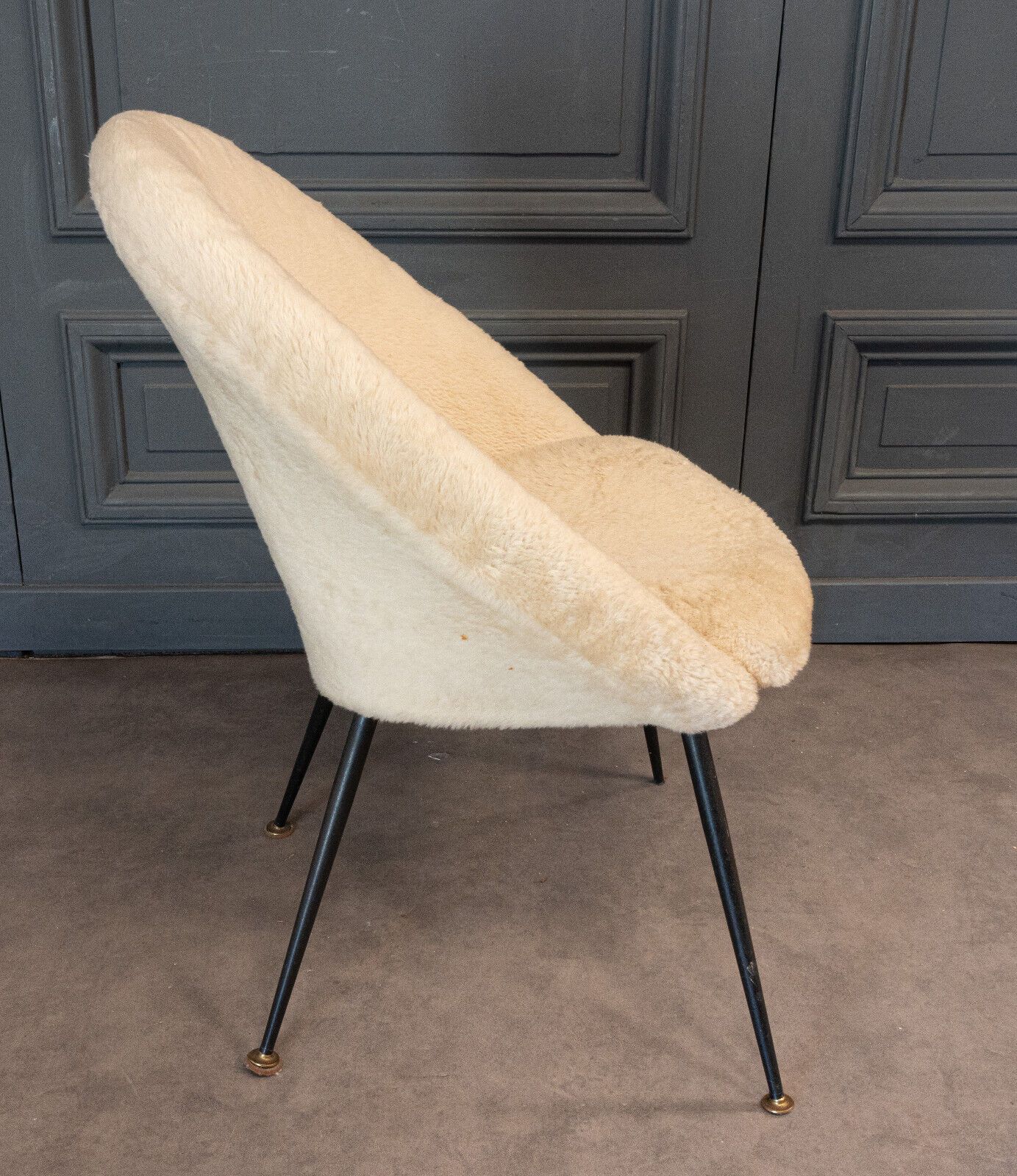 Armchair 1960 tubular black and fabric polar bear twentieth