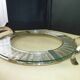 Serving dish for cakes or cheeses in glass and silver metal
