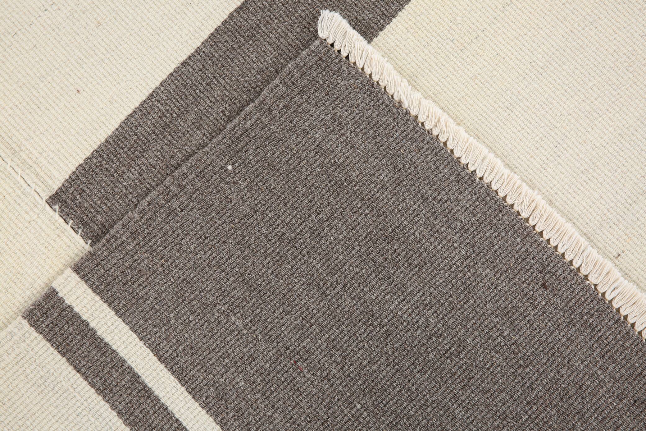 Beige & Gray Ethnic Kilim Rug, 225x276Cm