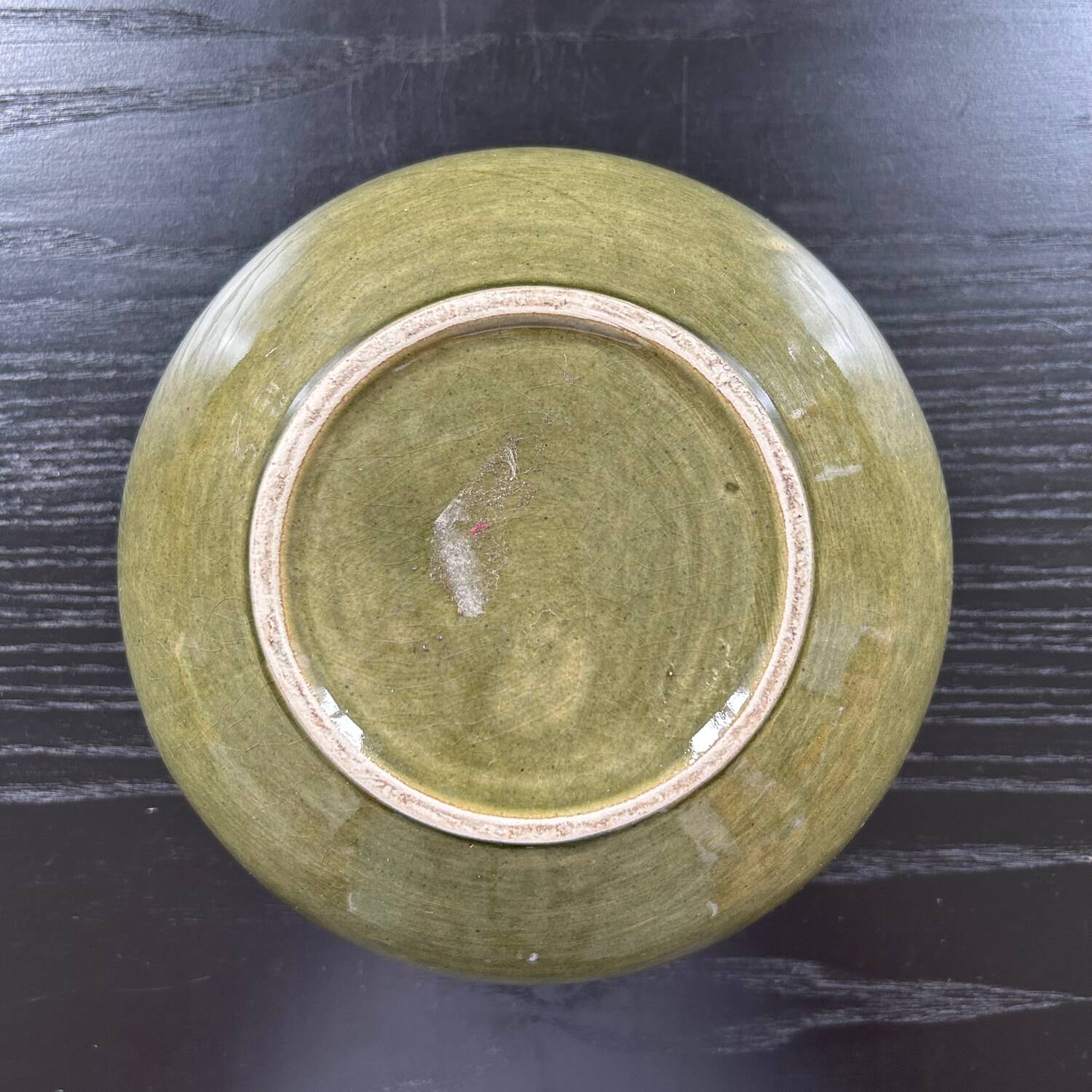 Olive green flowerpot