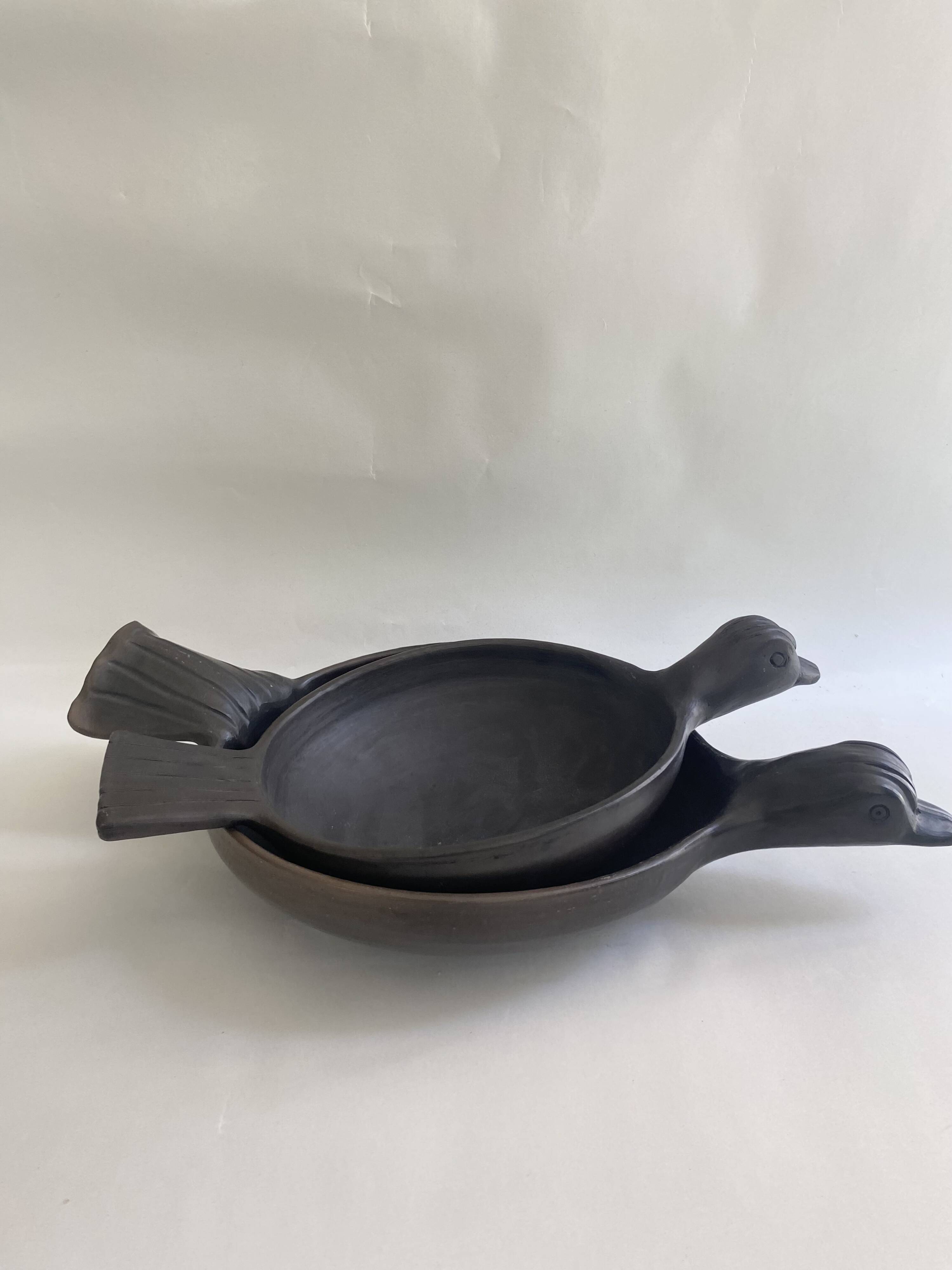 Small terracotta bird plate
