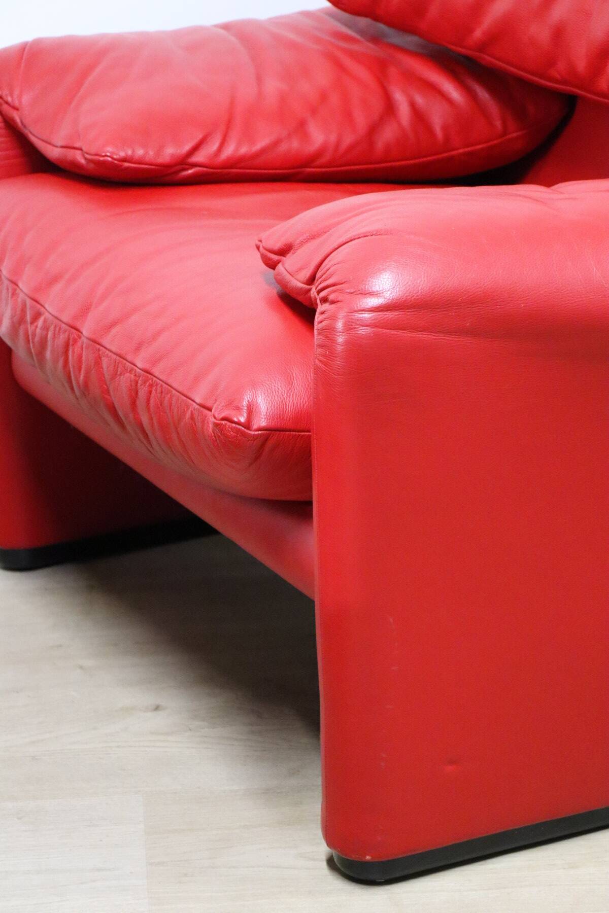 Maralunga armchair and ottoman by Vico Magistretti for Cassina