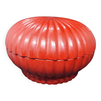 ancienne bonbonnière en bois chinoise laque rouge en bon etat