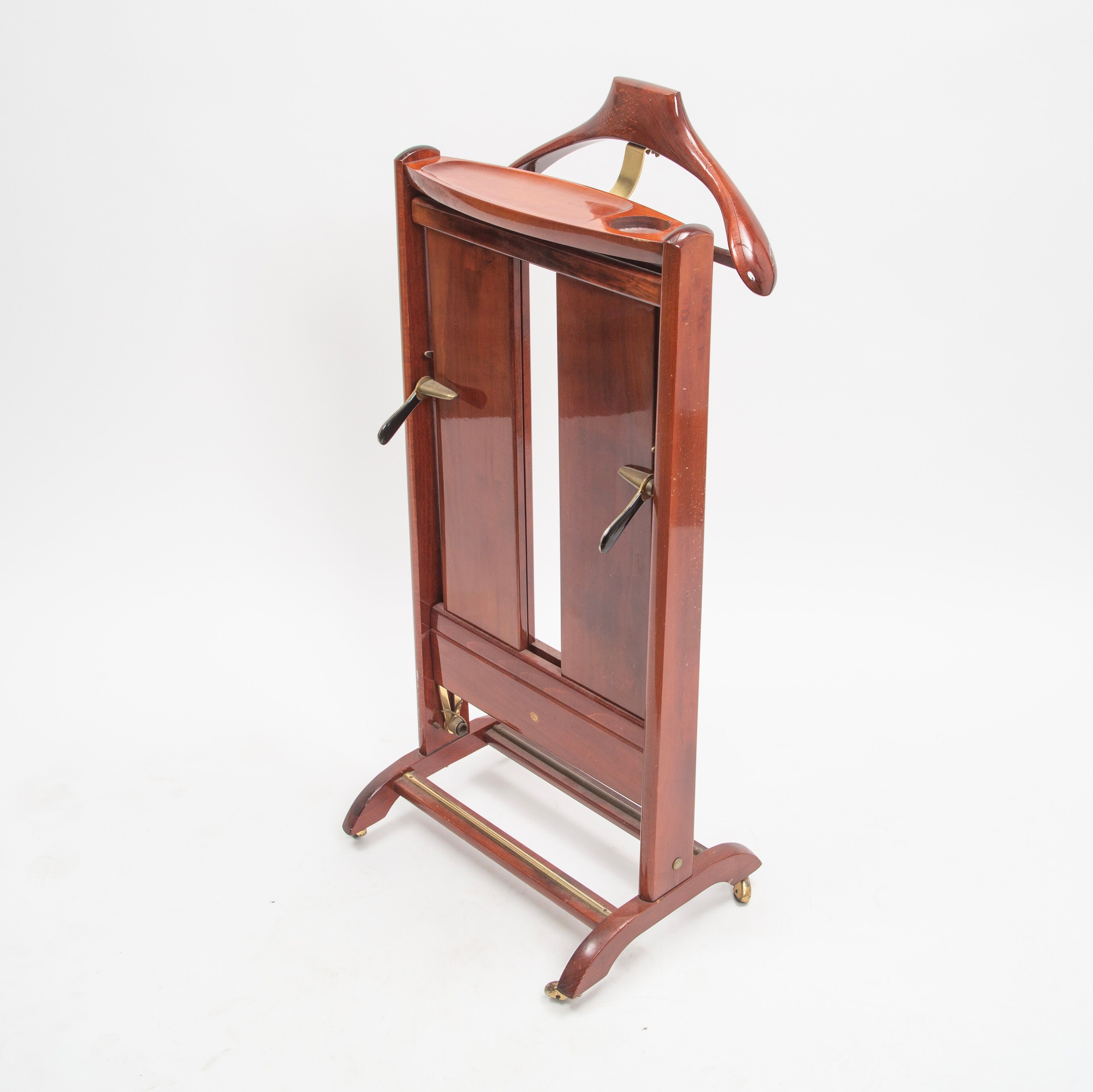 Italian valet Fratelli Reguitti in mahogany wood