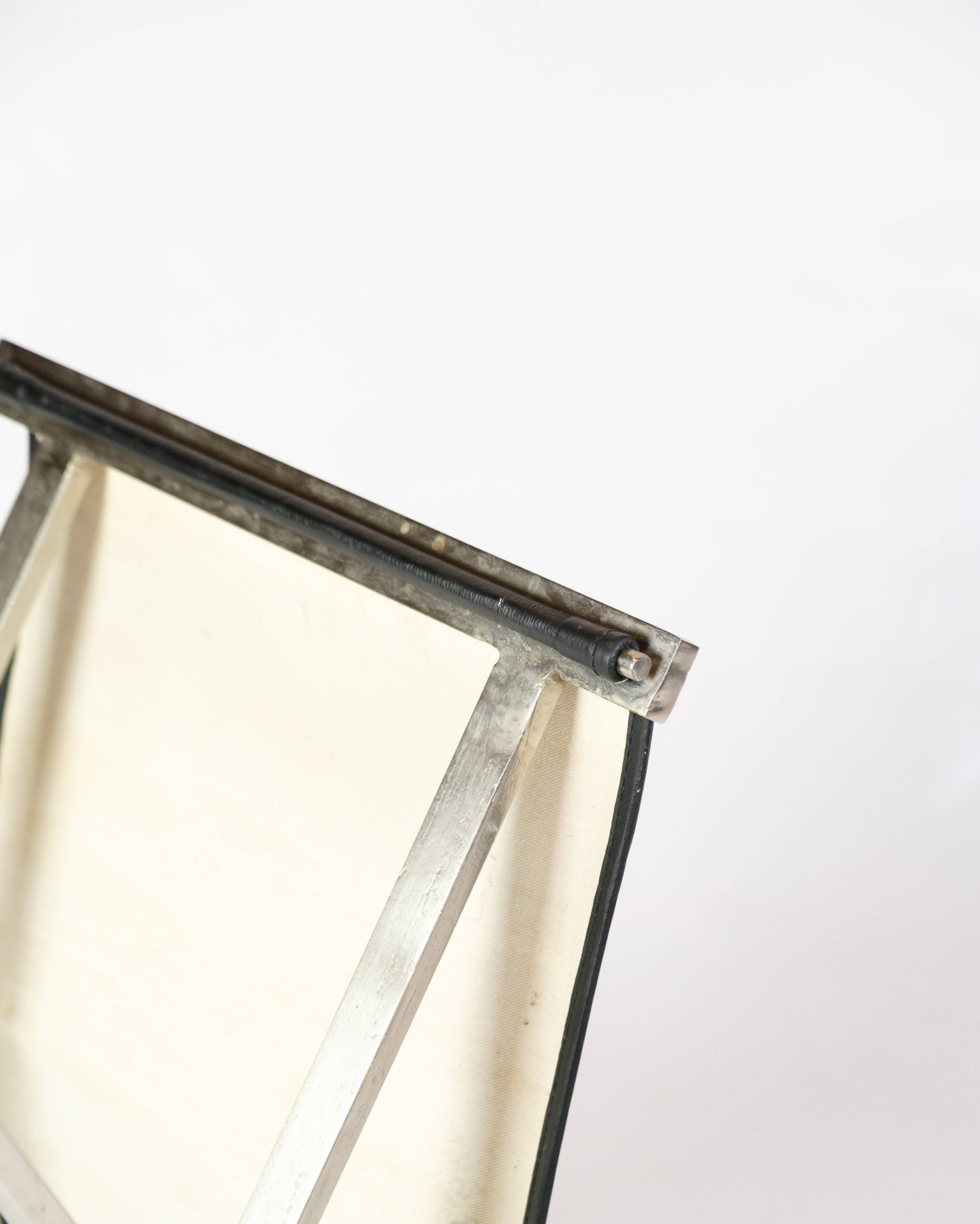 Tabouret en acier brossé et cuir noir par Michael Christensen