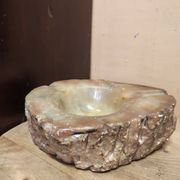 Ashtray in alabaster, brutalist style, Italy 1960.