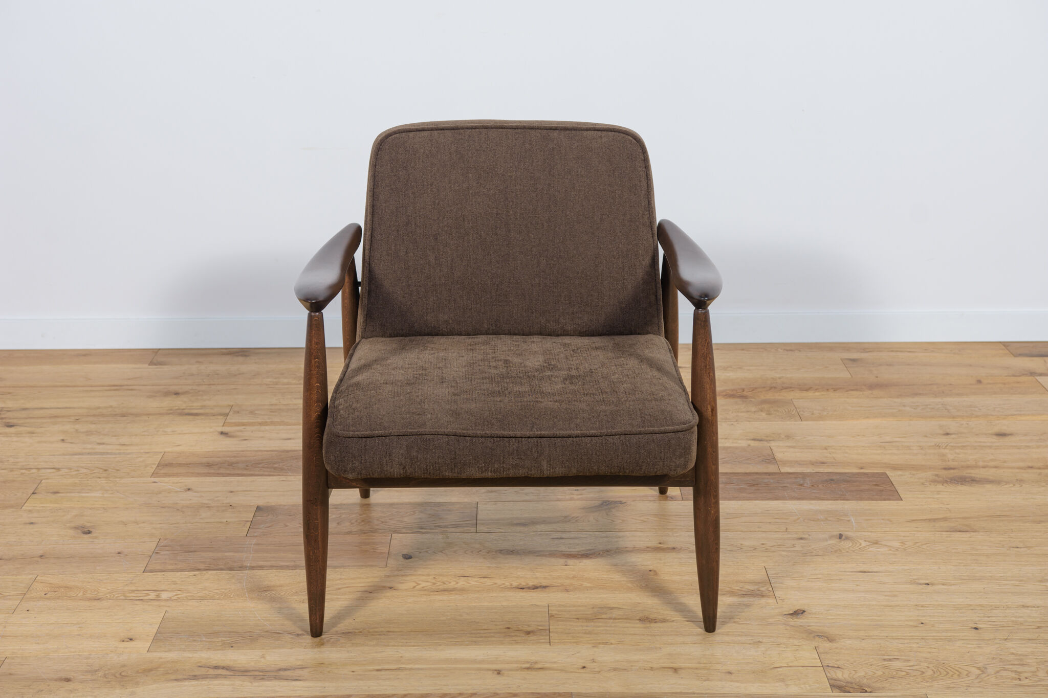 GFM-87 Armchair by Juliusz Kedziorek for Gościcińskie Furniture, 1960