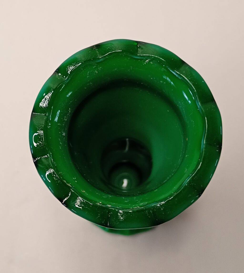 Vase en verre malachite bohémien tchèque