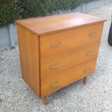 Vintage chest of drawers with spindle legs