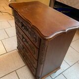 Drawer cabinet