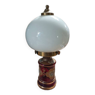 Lampe salle salon verre rouge opaline blanc