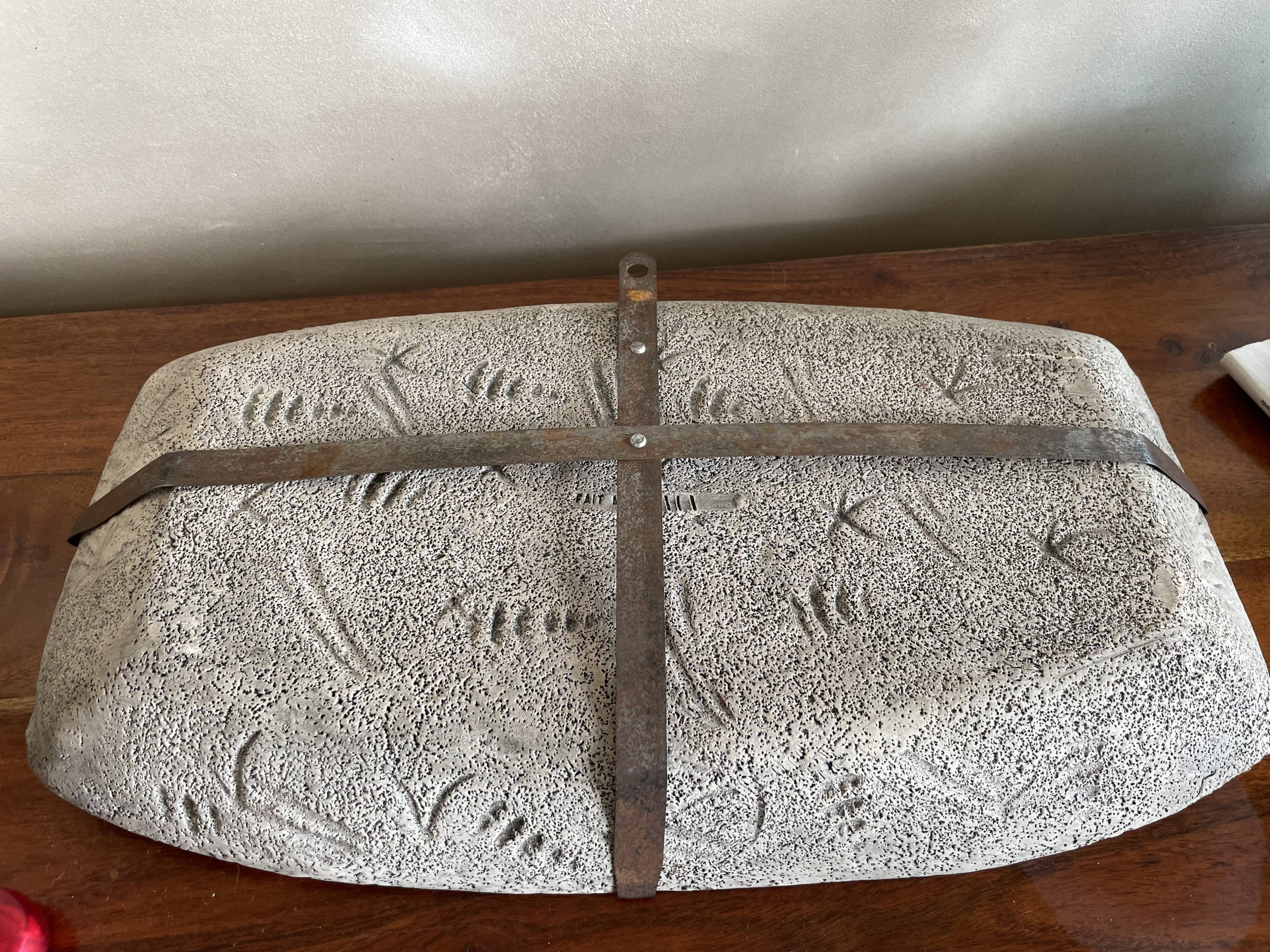 Plat Vallauris signed Jacky cave of Lascaux rock painting