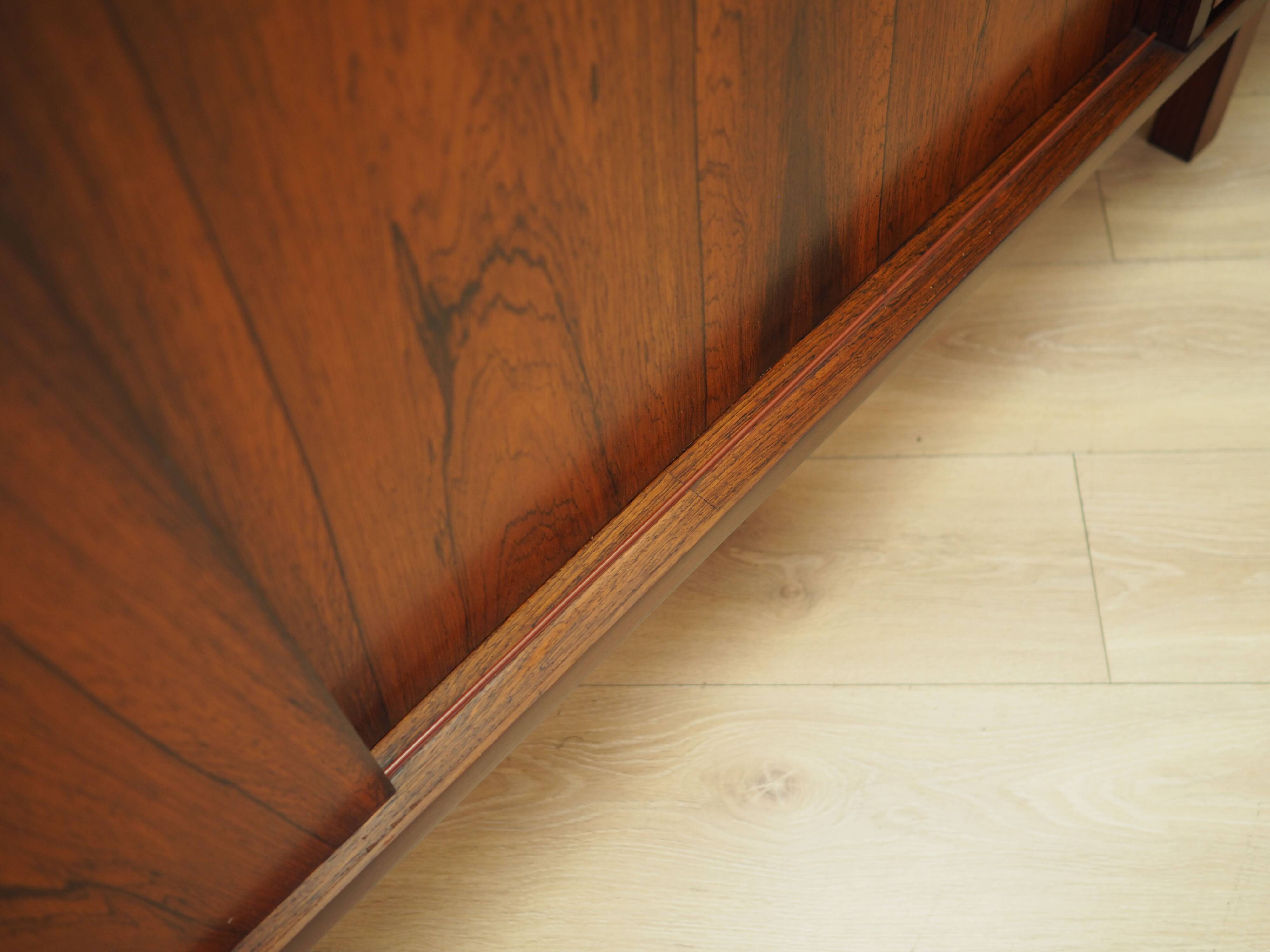 Buffet en palissandre, design danois, années 1970, production : Danemark