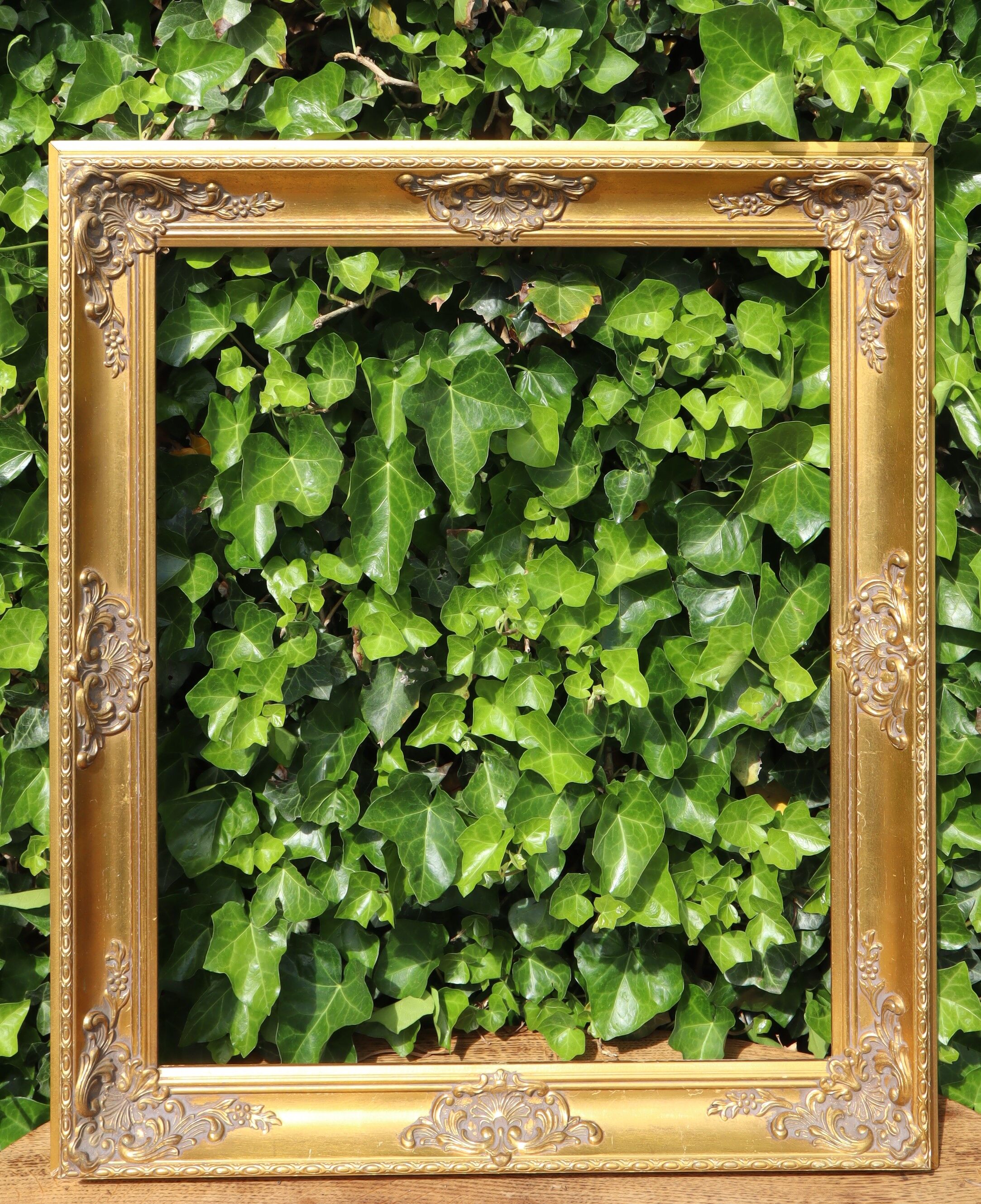 Gilded wooden frame 64x74 cm