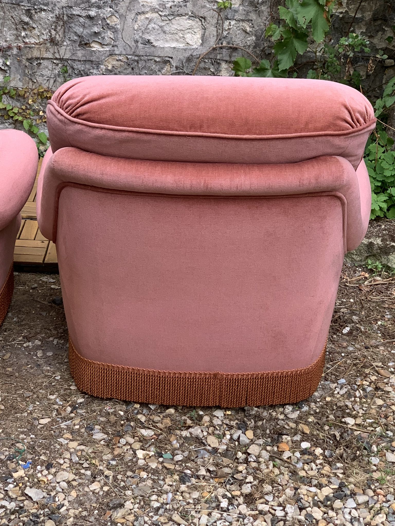 Pair of pink tufted velvet frog chairs 1970