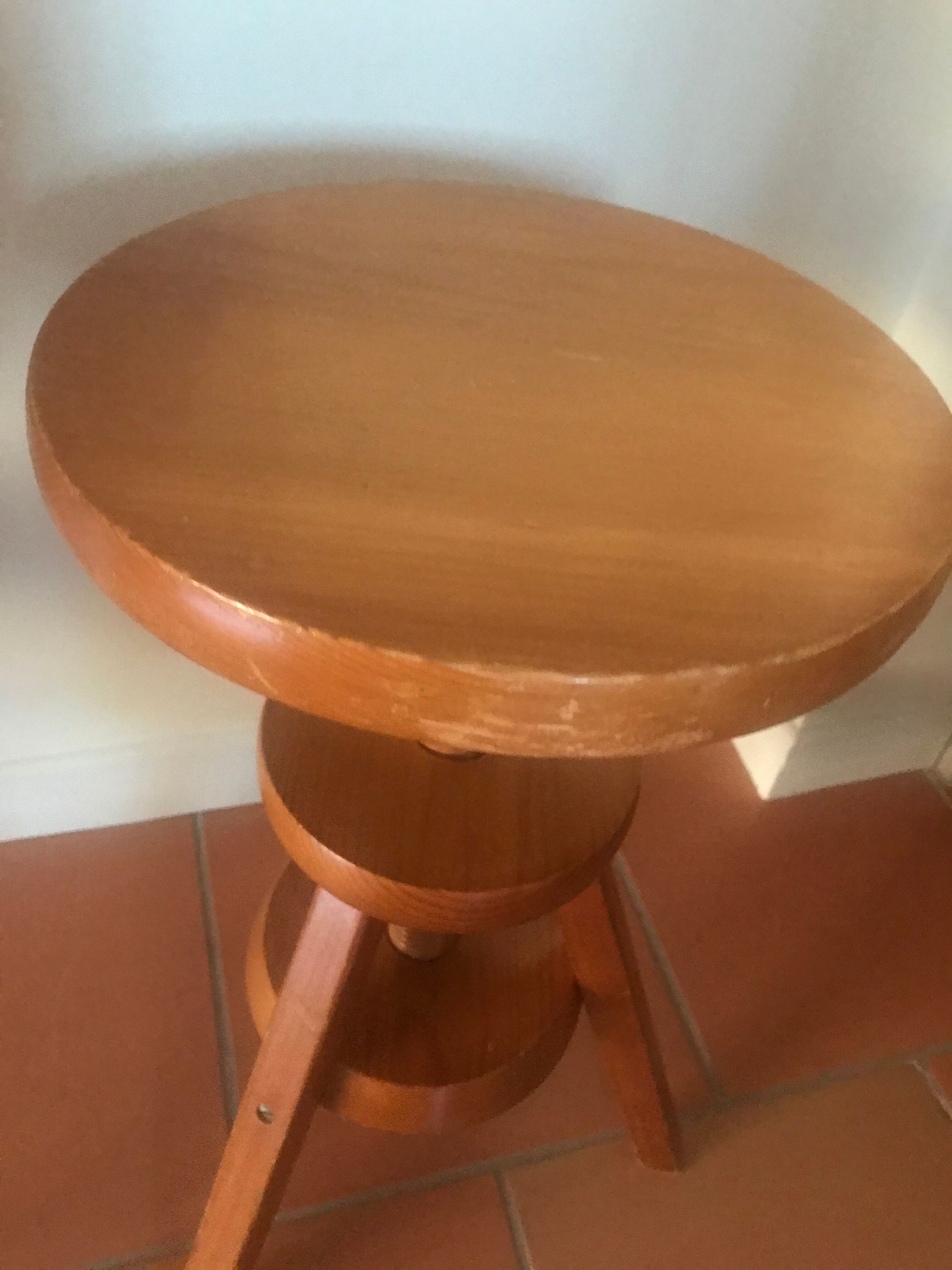 Architect's stool