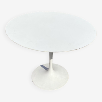 Knoll dining table