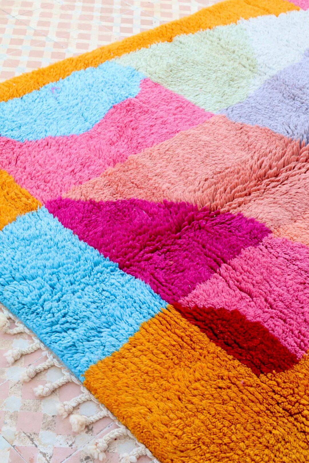 Contemporary high-quality multicoloured Azilal Berber rug - 246 x 153 cm