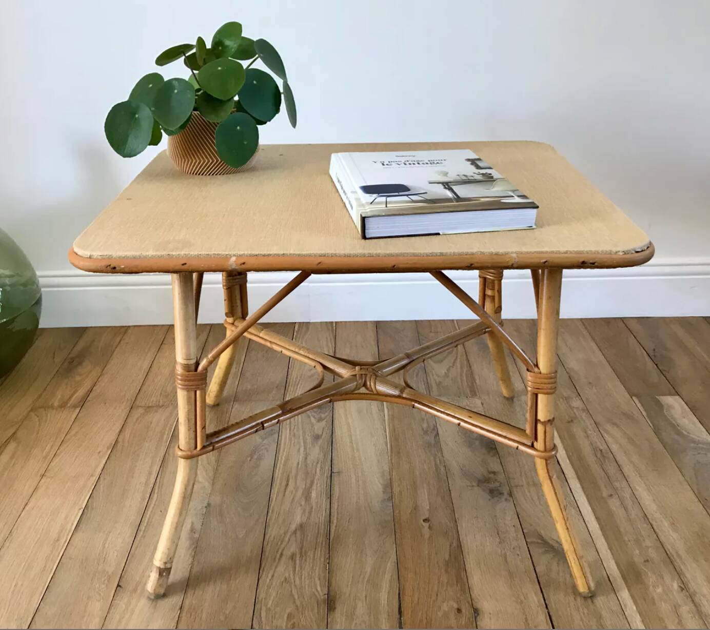 Table basse en rotin et bambou années 60