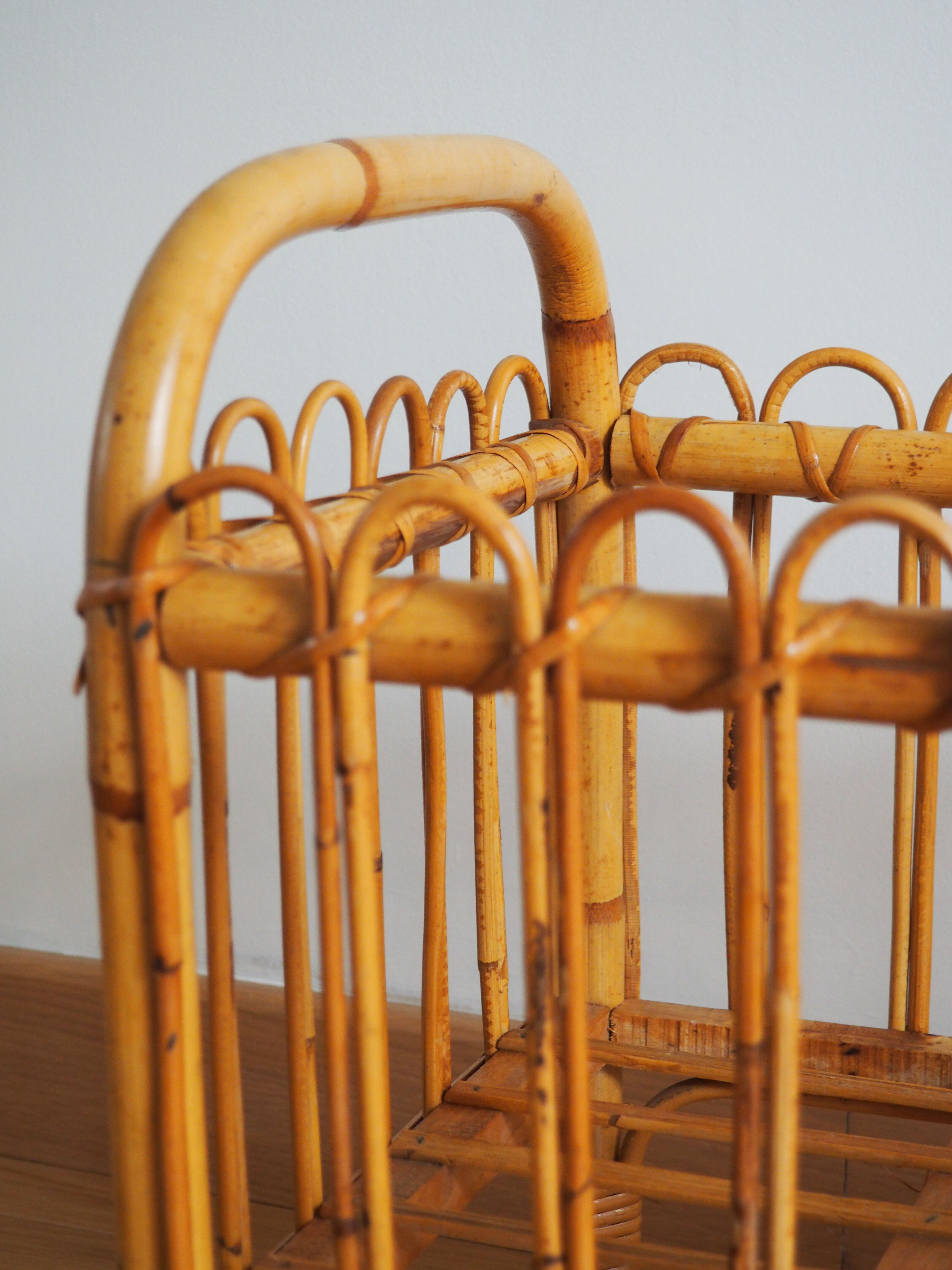 Rattan bed for dolls