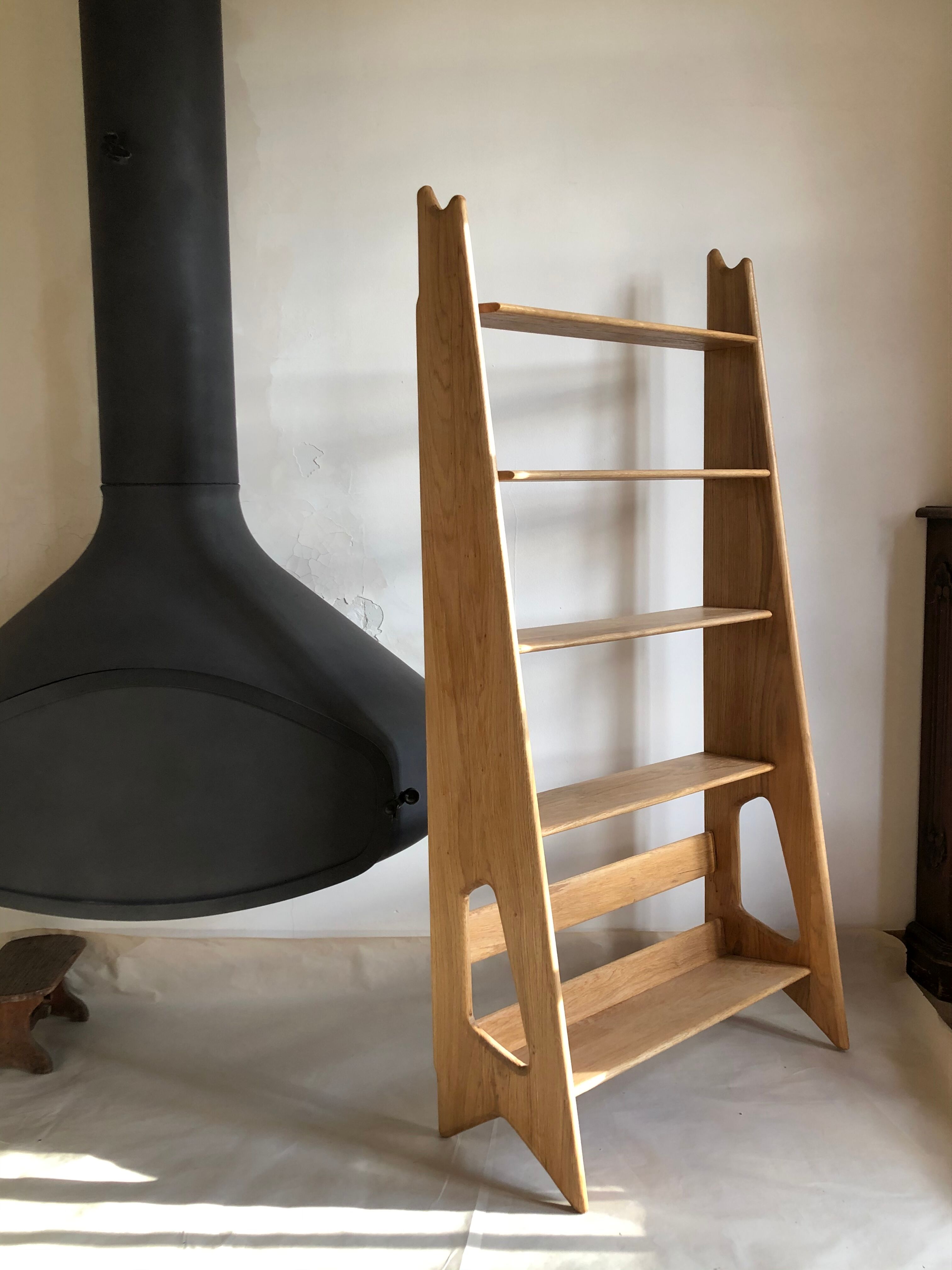 Shelf by Pierre Cruège