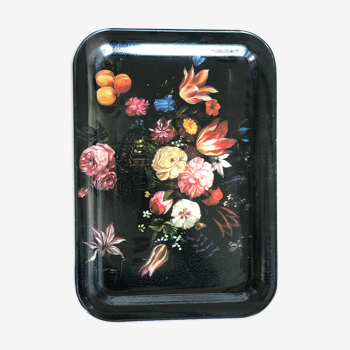 Black tray with floral motifs