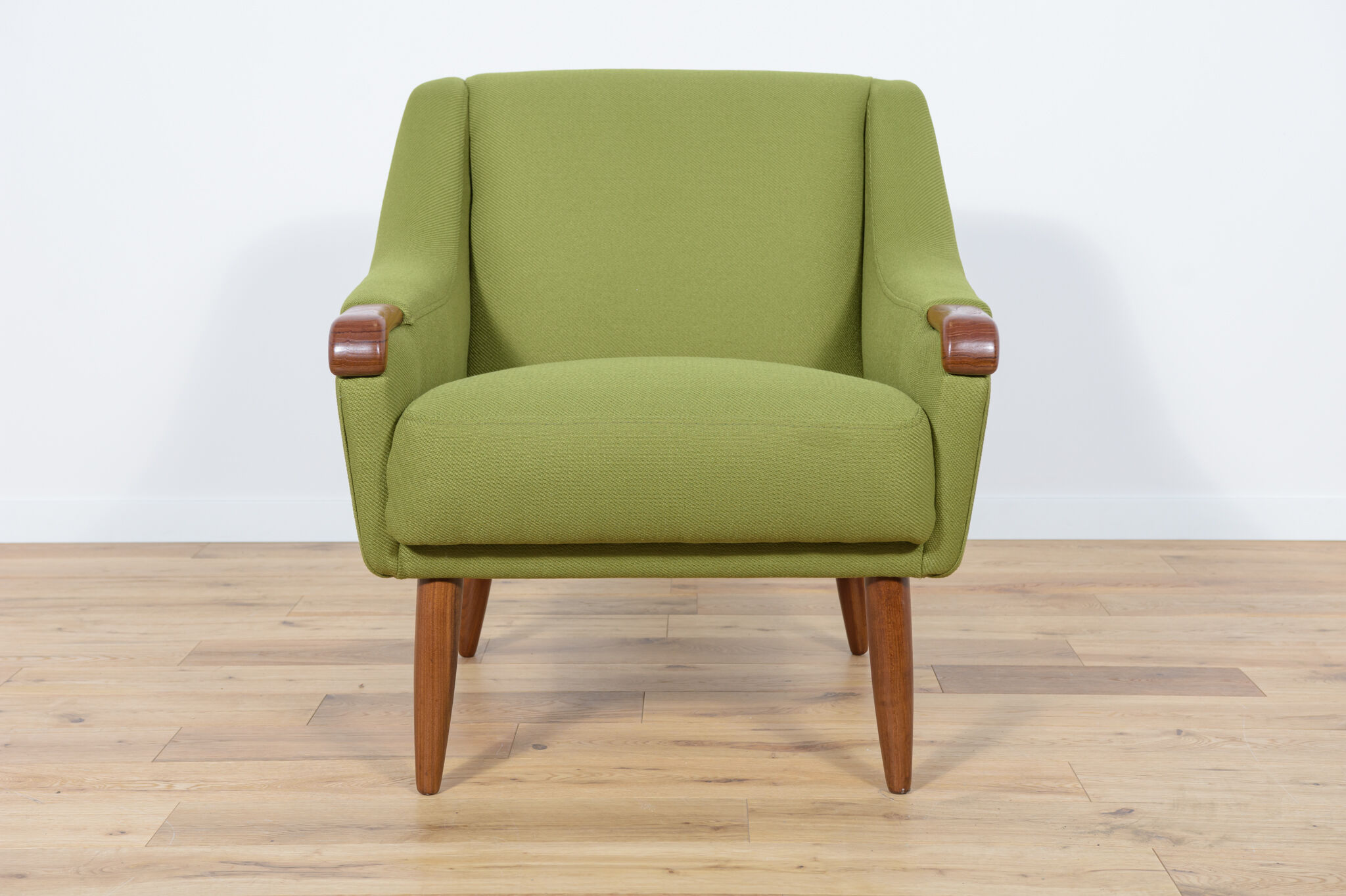 Mid-century danish armchair, 1960s