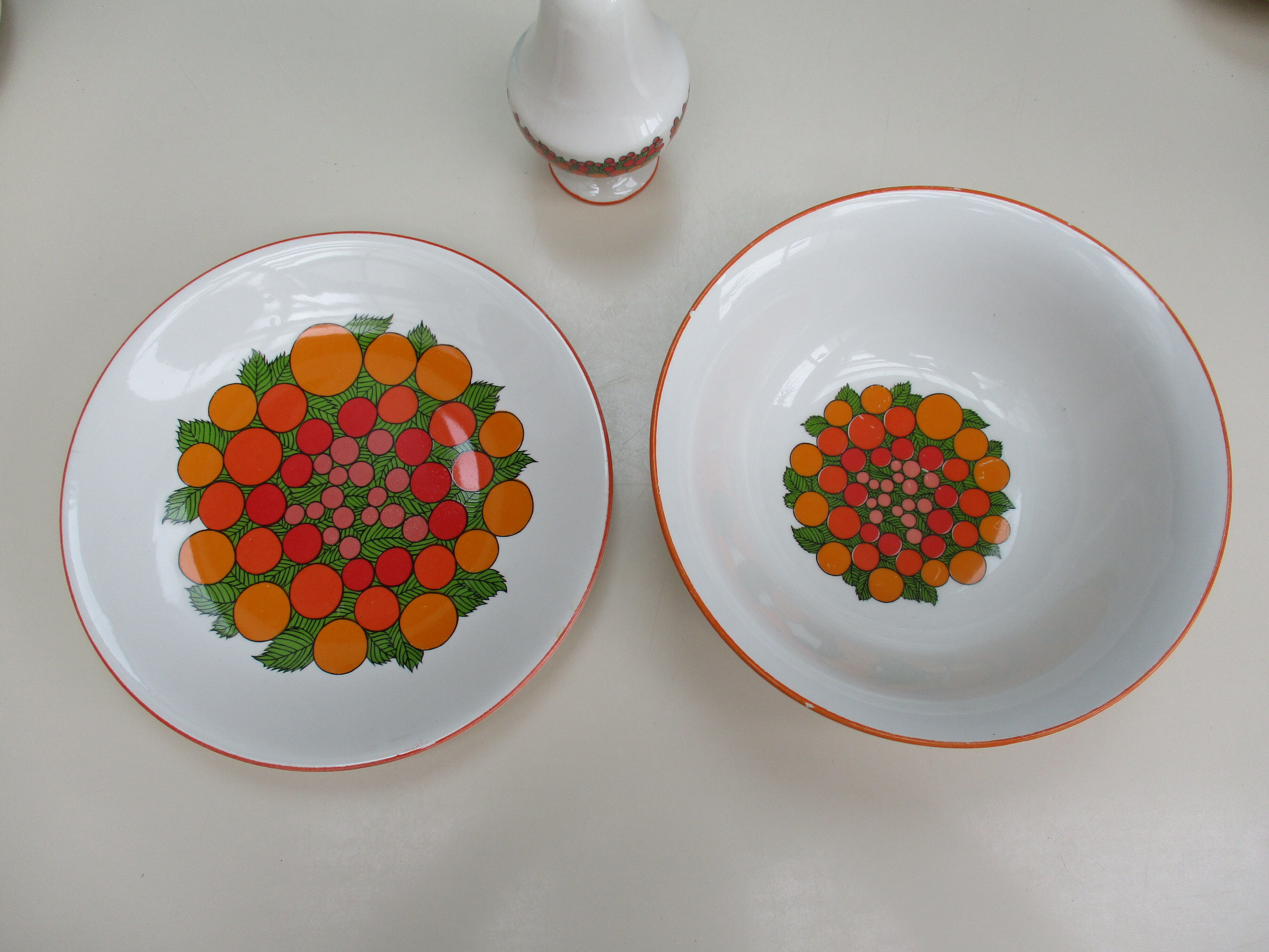 Gien ceramic "desserts" service - fruit, cake, cream