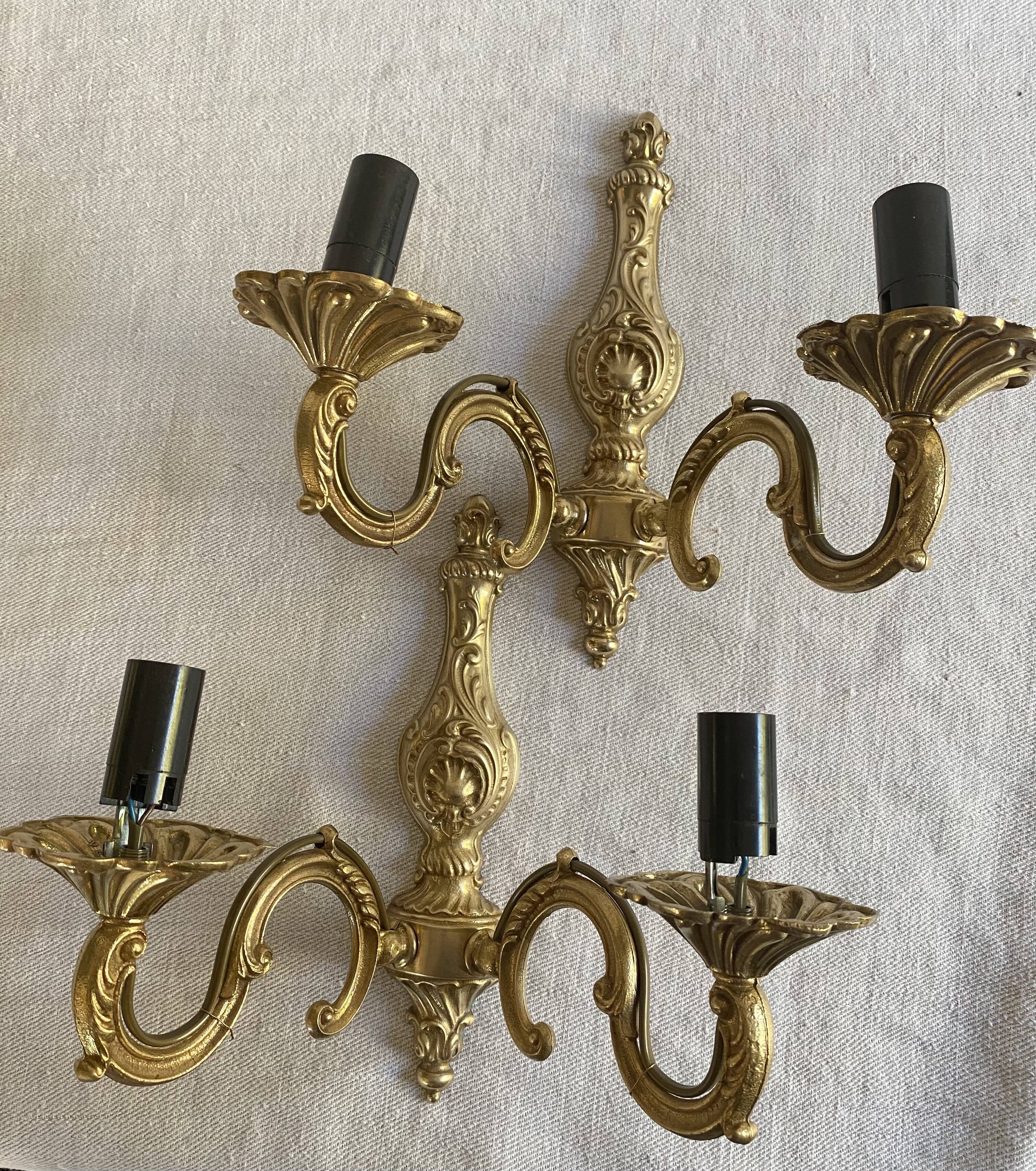 Paire d’appliques en bronze