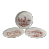 Set of 3 mismatched flat plates - red/burgundy decorations - deer and hare
