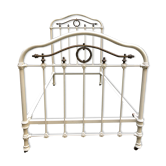 Old-housed bed