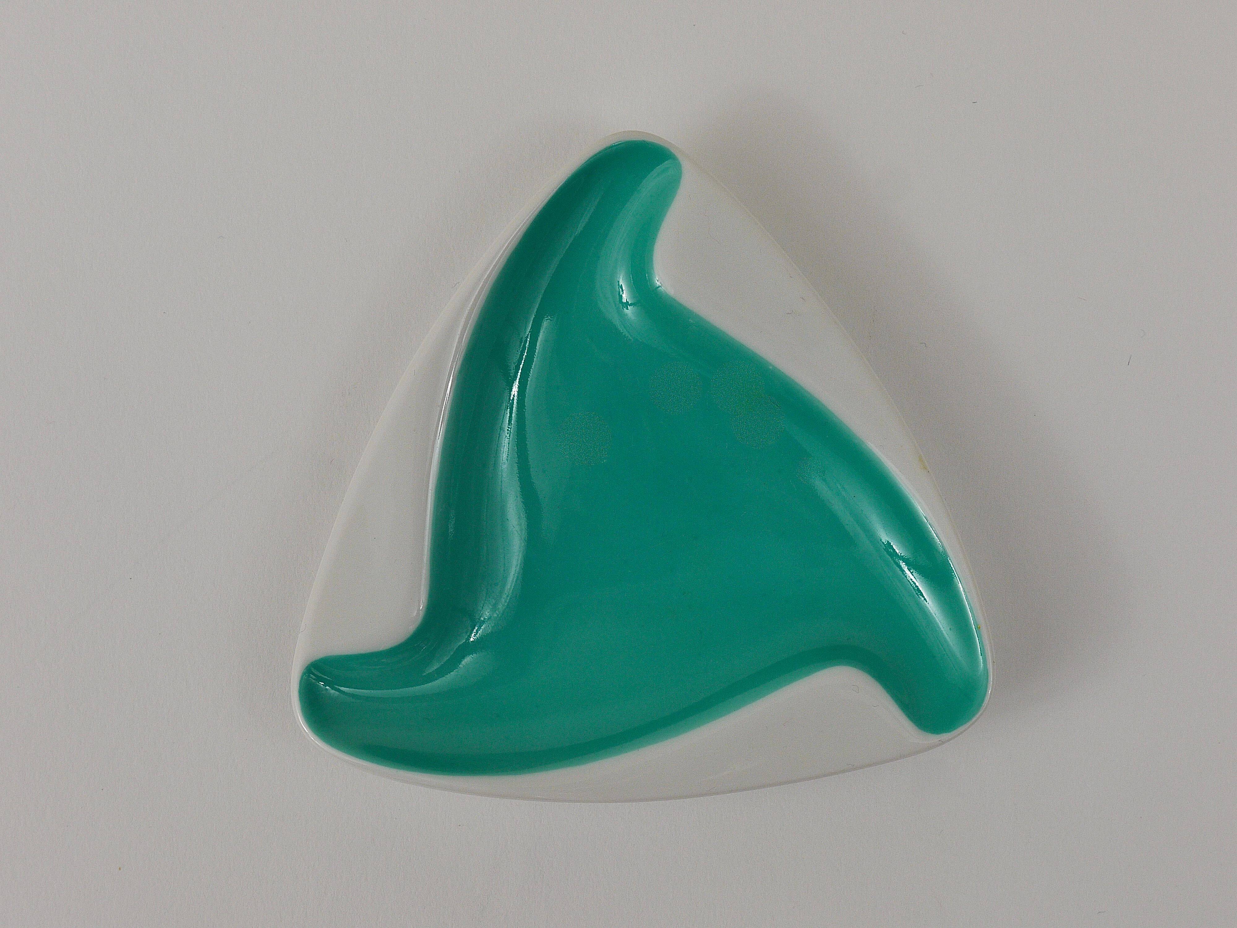 Slim turquoise porcelain ashtray from Augarten Vienna, mid-century, Austria, 1950s.