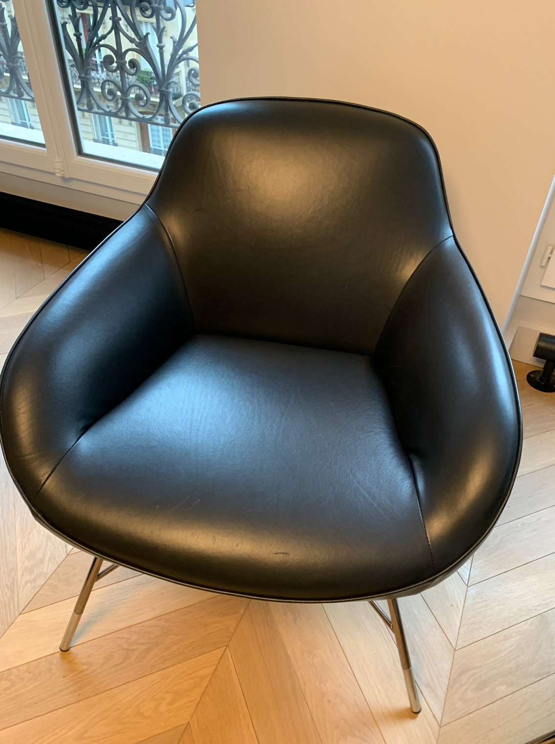Roche Bobois leather spoutnik armchairs