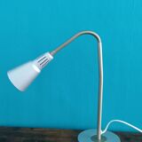 Desk lamp