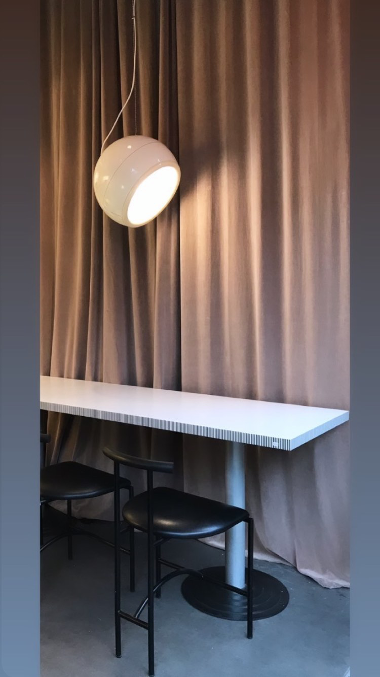 Pallade hanging lamp, Studio Tetrarch edition Artemide, 1968