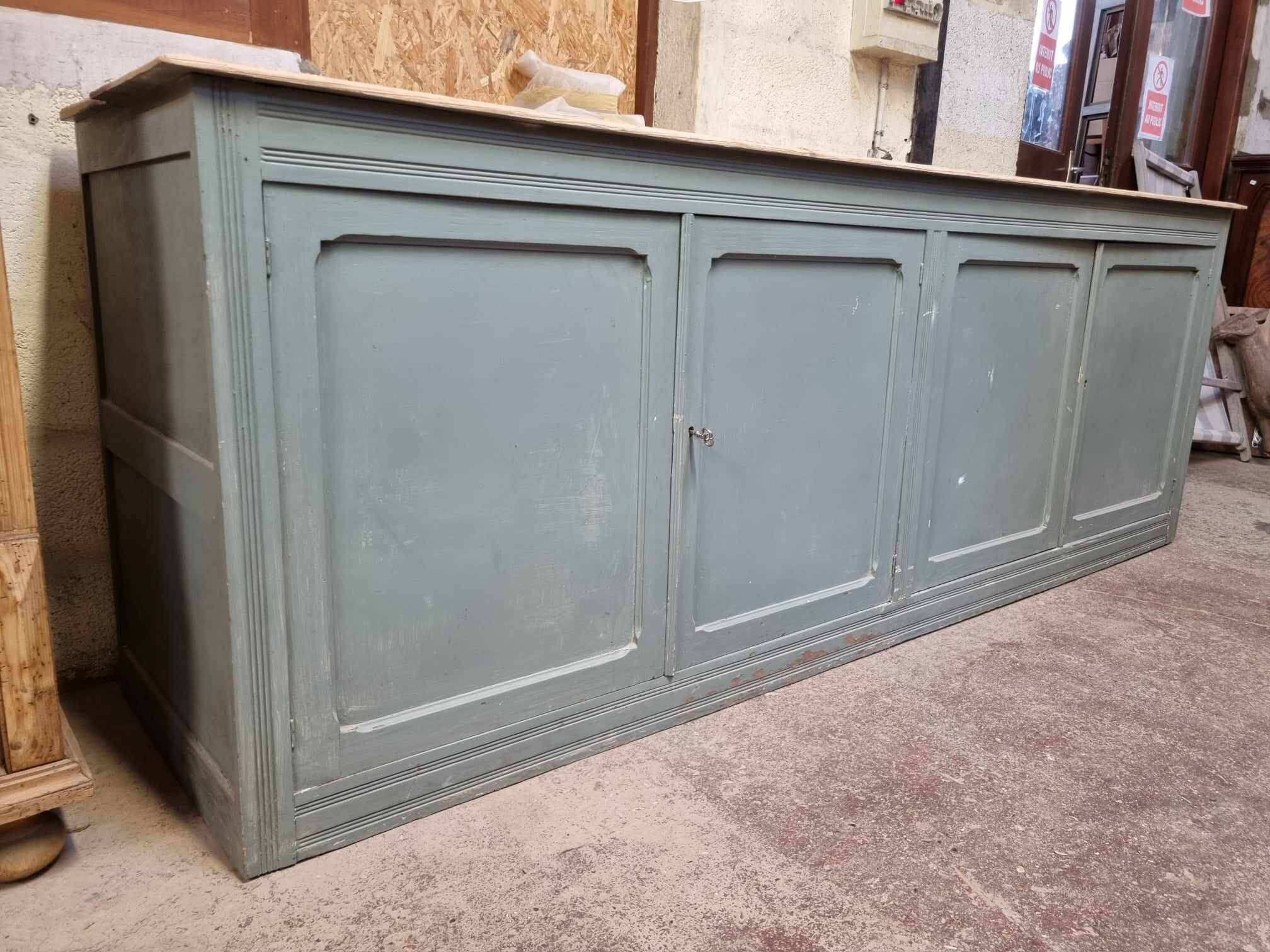 4-door trade furniture