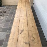 Winegrower's farm table