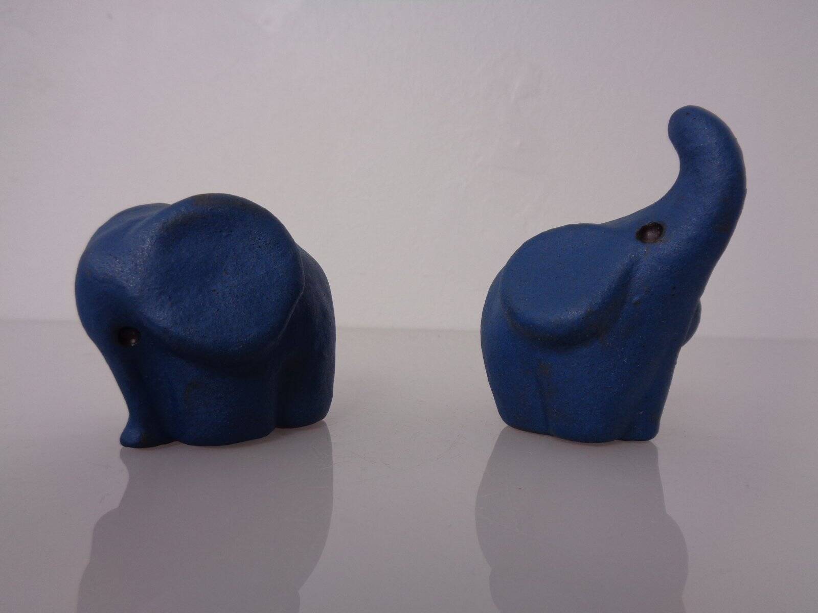 Mid-Century Blue Ceramic Elephants, Austria, Set of 2