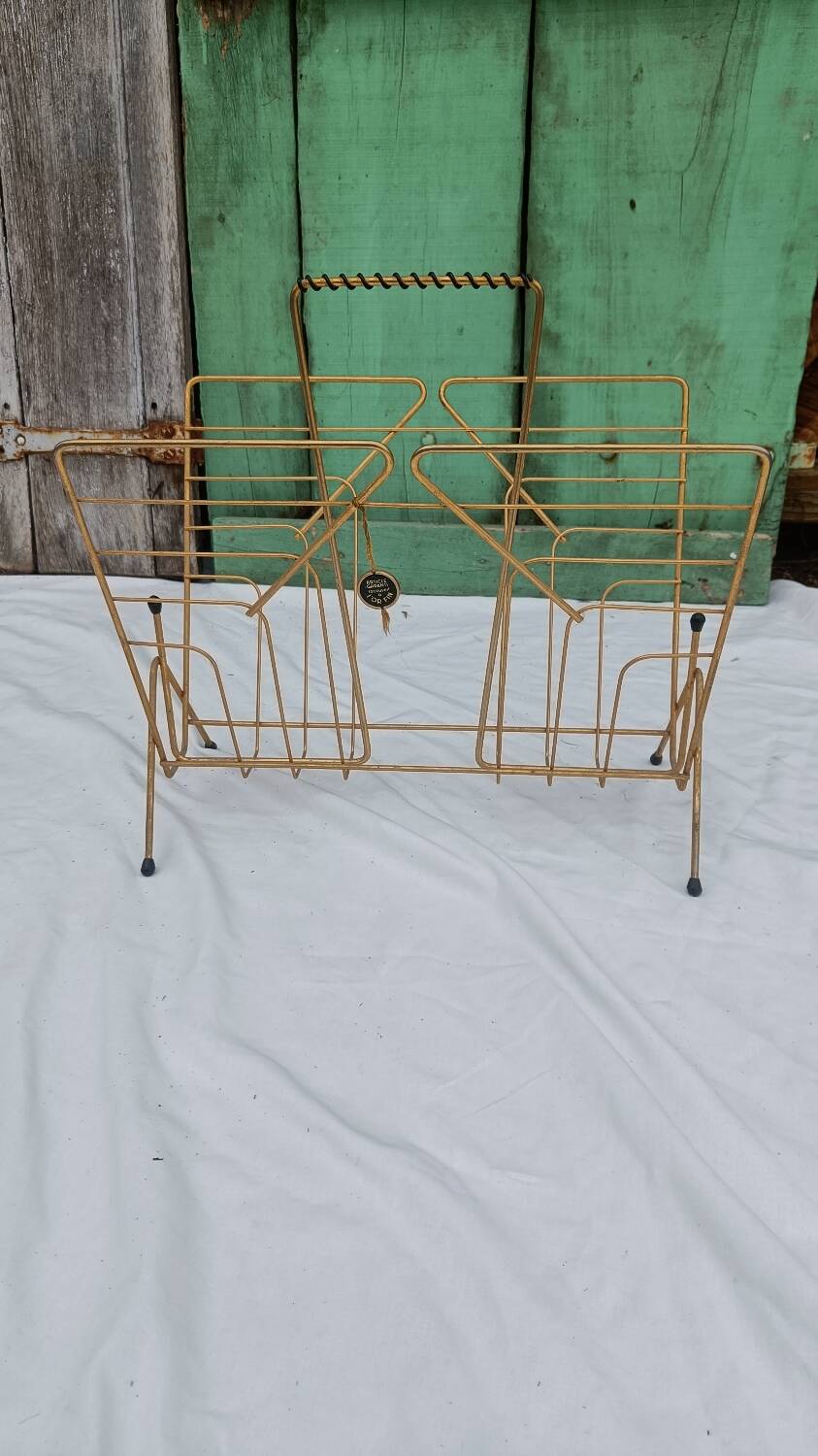 Vintage vinyl magazine rack