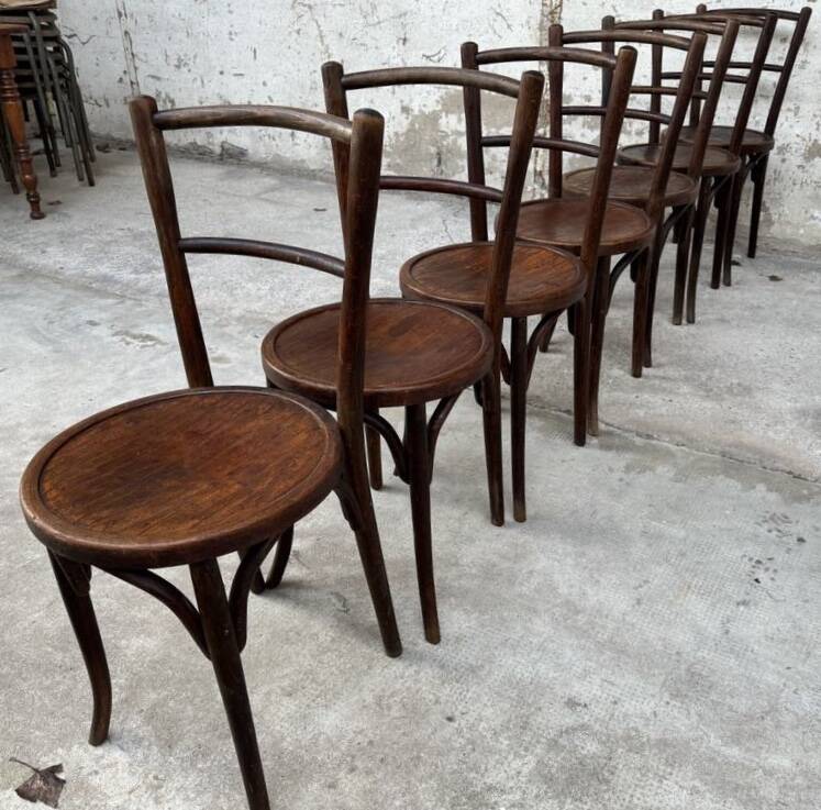 Set of 7 old Baumann bistro chairs in curved wood with round seat