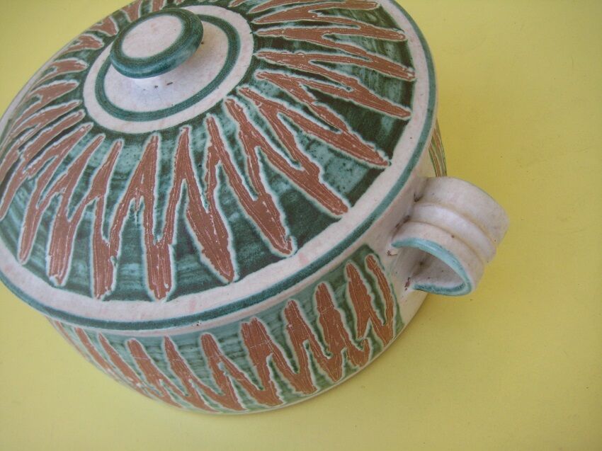 Covered pot C. VOLTZ Vallauris year 50