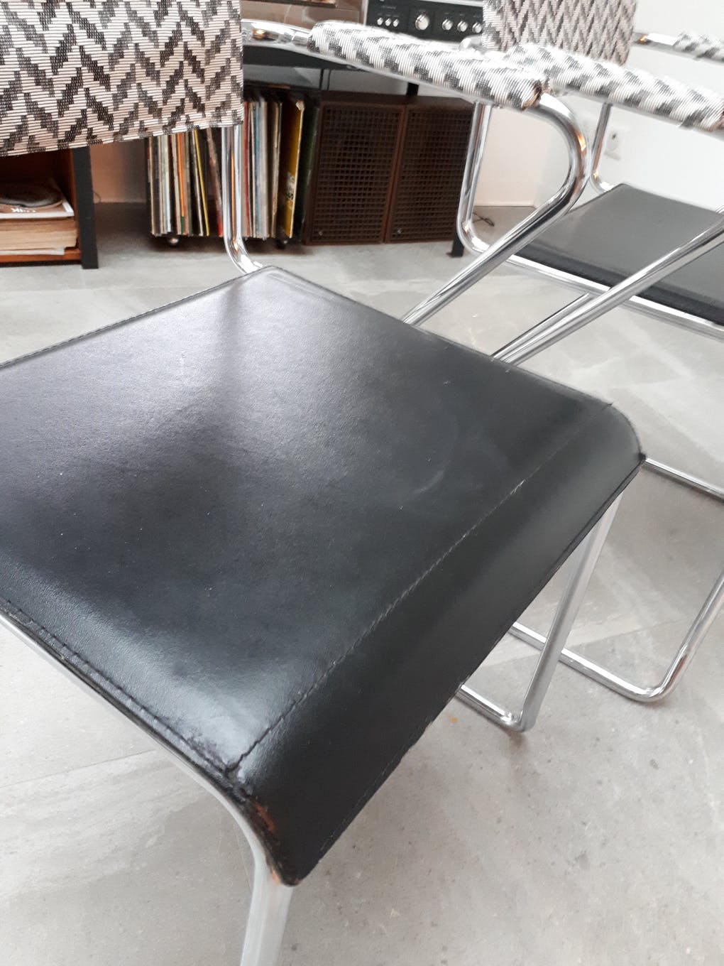 Set of 4 vintage chairs revisited