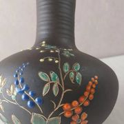 Old vase, enamelled flower decoration, to be identified