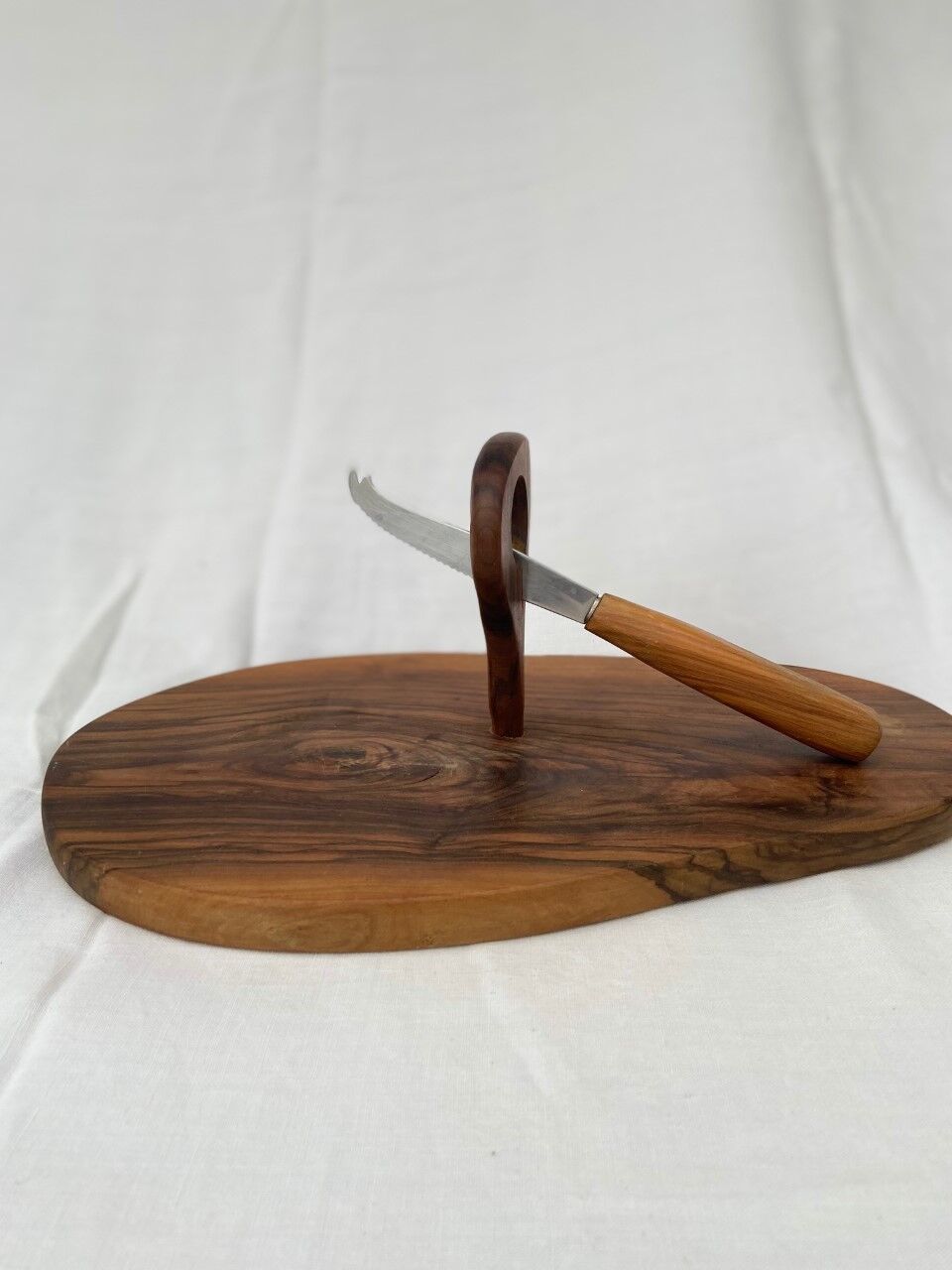 Olive wood cheese platter with knife (probably not original)