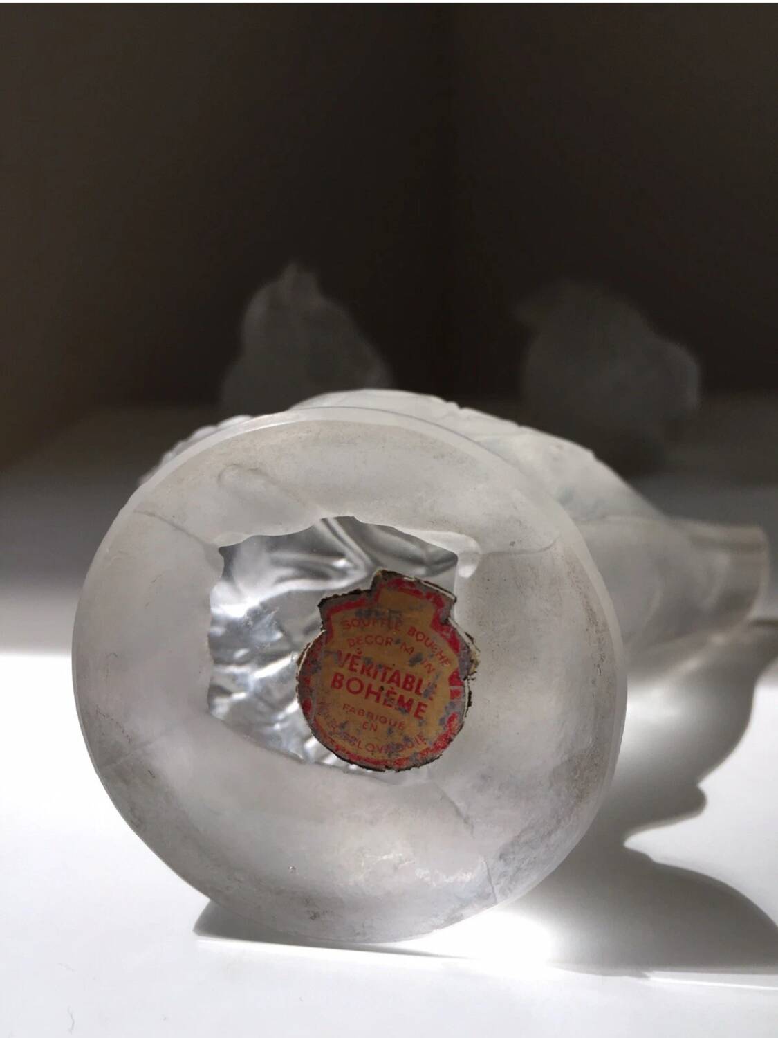 Sculpture of Birds in Molded Glass, Art Deco Bohemian Style, Lalique Sabino