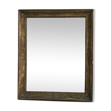 Mirror restoration in Golden stucco