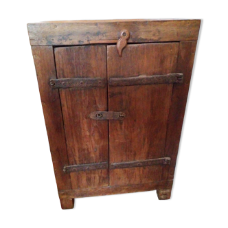 Antique buffet